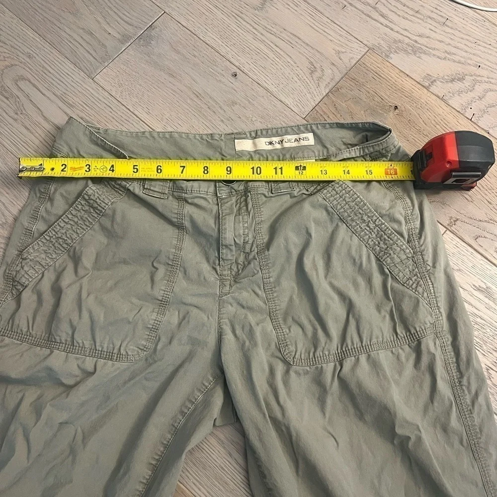 Dkny Jeans Army Green Ankle Length Cargo Style Pants, rolled at bottom, Size 6 - Picture 3 of 5